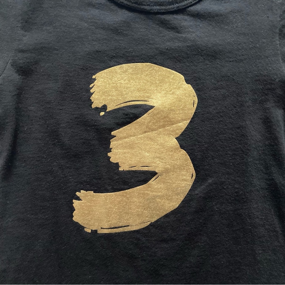 🇨🇦 Mini Mioche “3” t-shirt, size 3 toddler - Picture 2 of 7